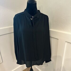 Elegant Black Women's Top‎